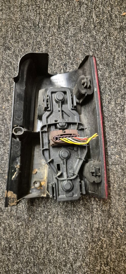 Citroën Berlingo - Baklykt venstre – bilde 2 av 3