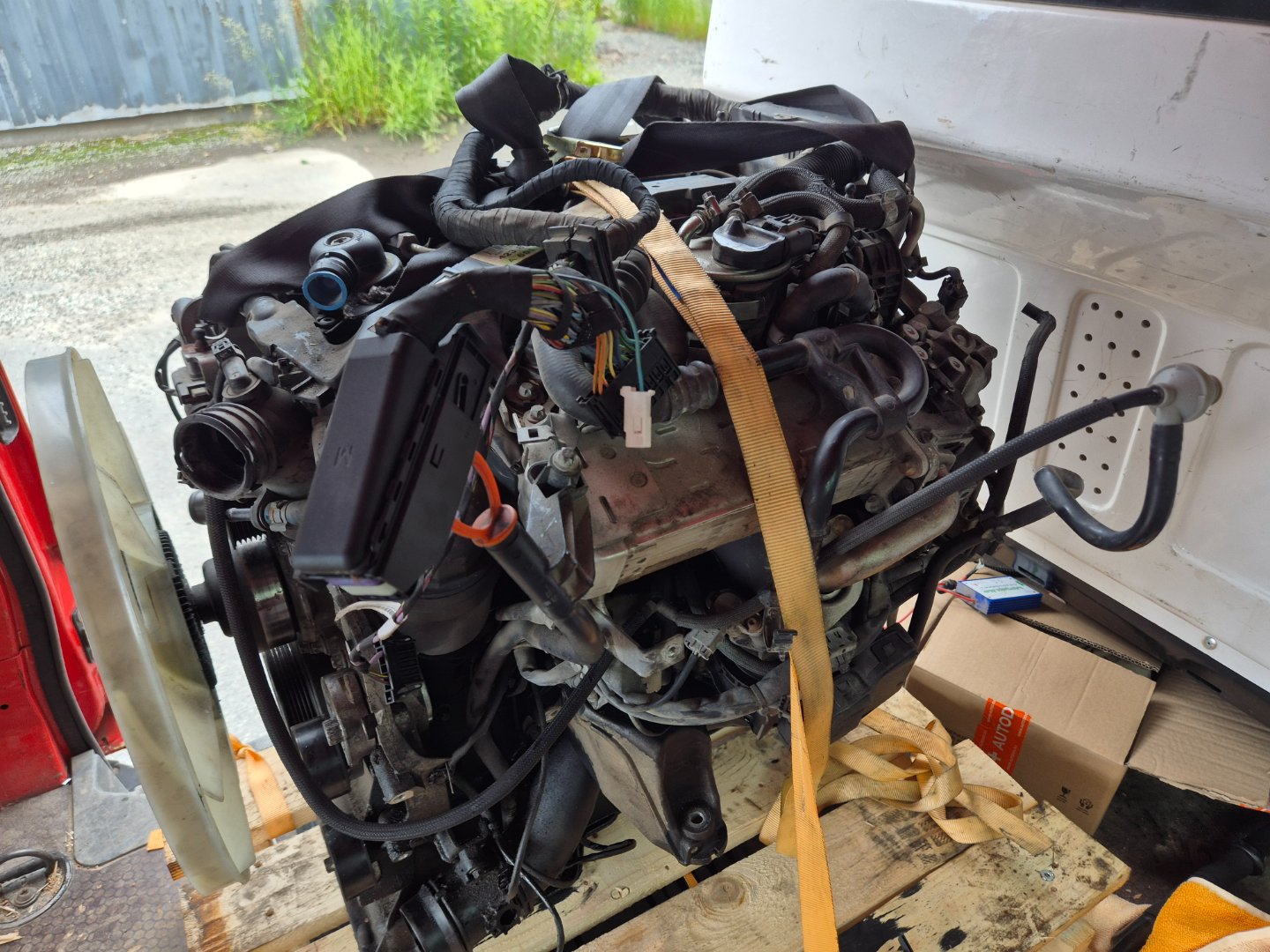 MERCEDES-BENZ VIANO - Motor komplett – bilde 2 av 4