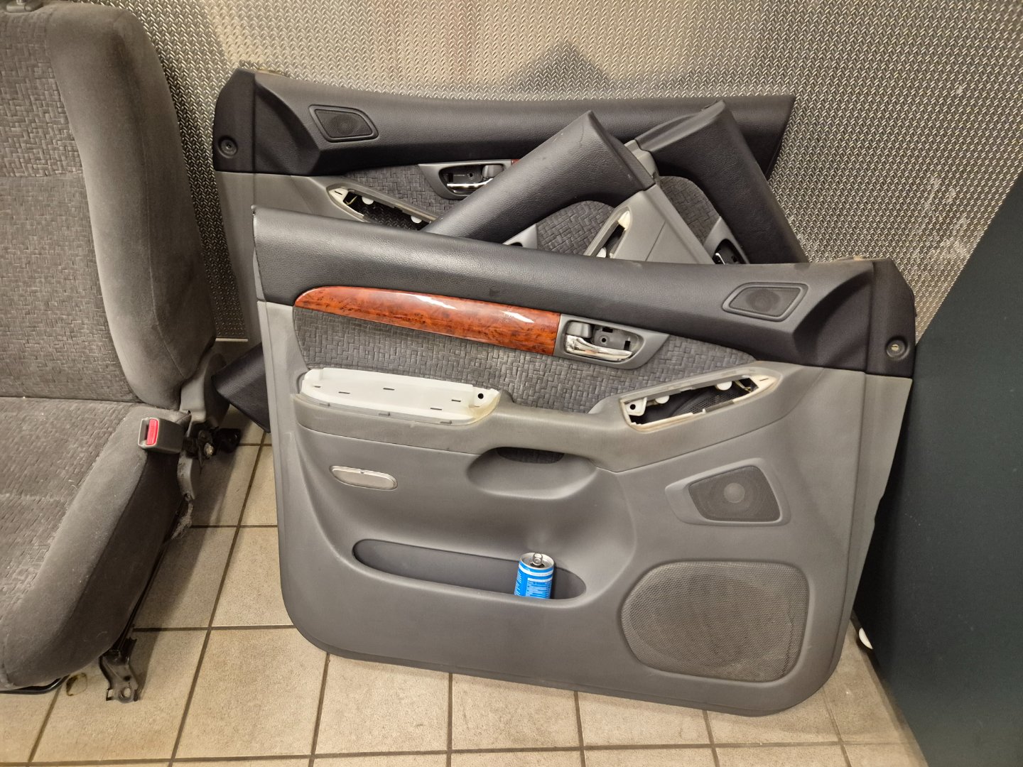 TOYOTA LAND CRUISER - Innredning komplett – bilde 3 av 3