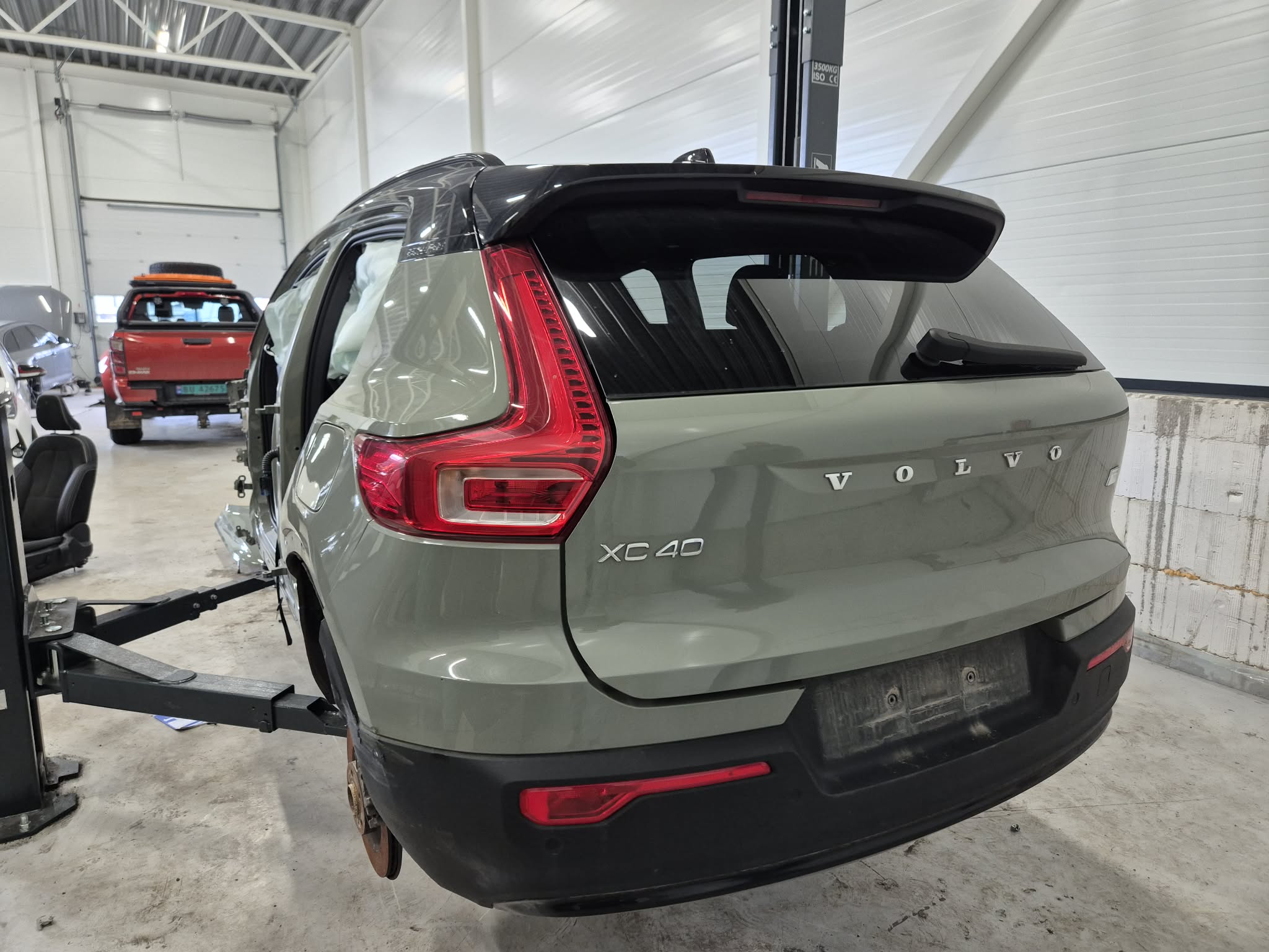 Delebil: VOLVO XC40 2023 – bilde 2 av 9
