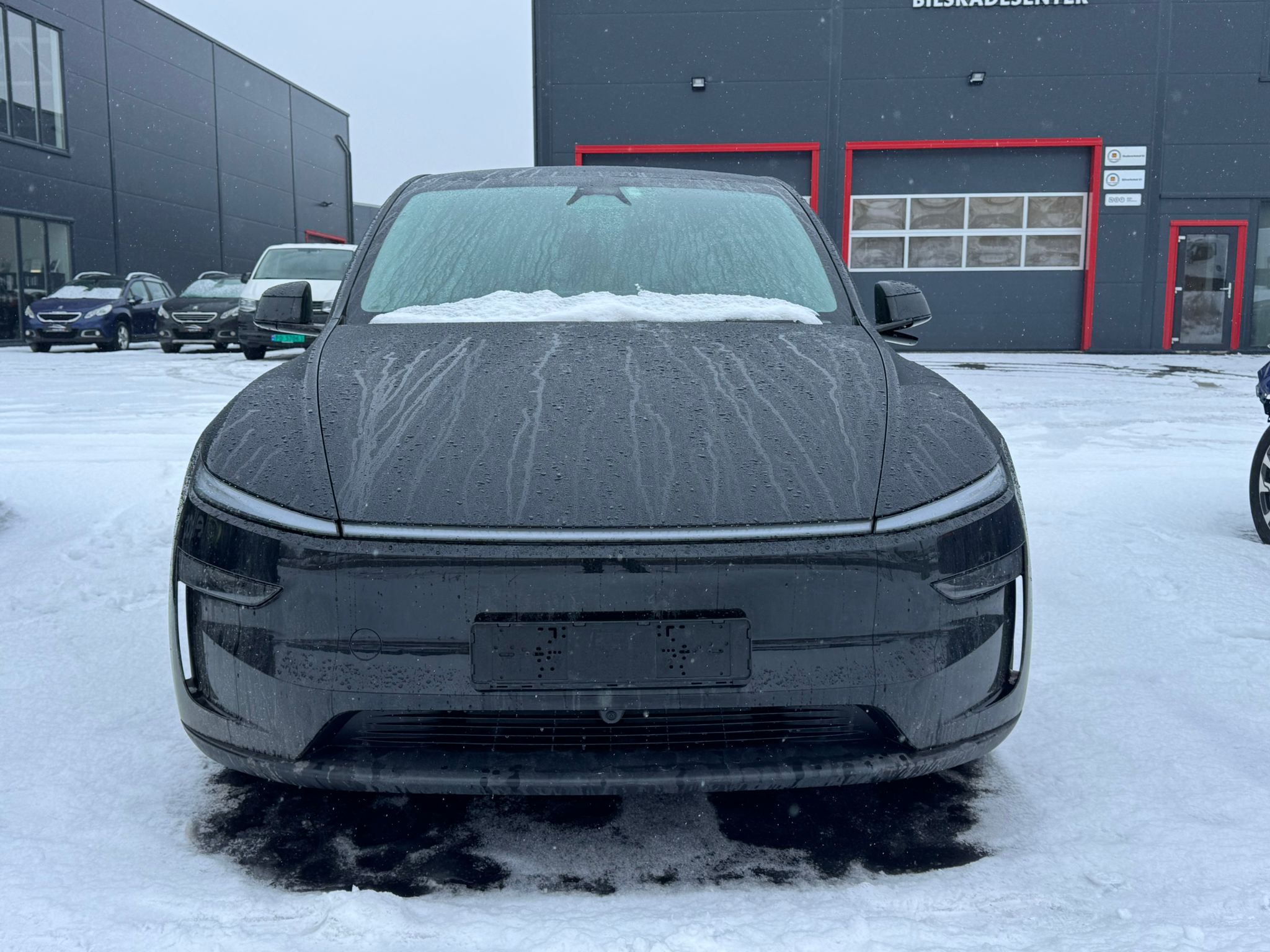 Delebil: TESLA Model Y 2025 – bilde 3 av 6