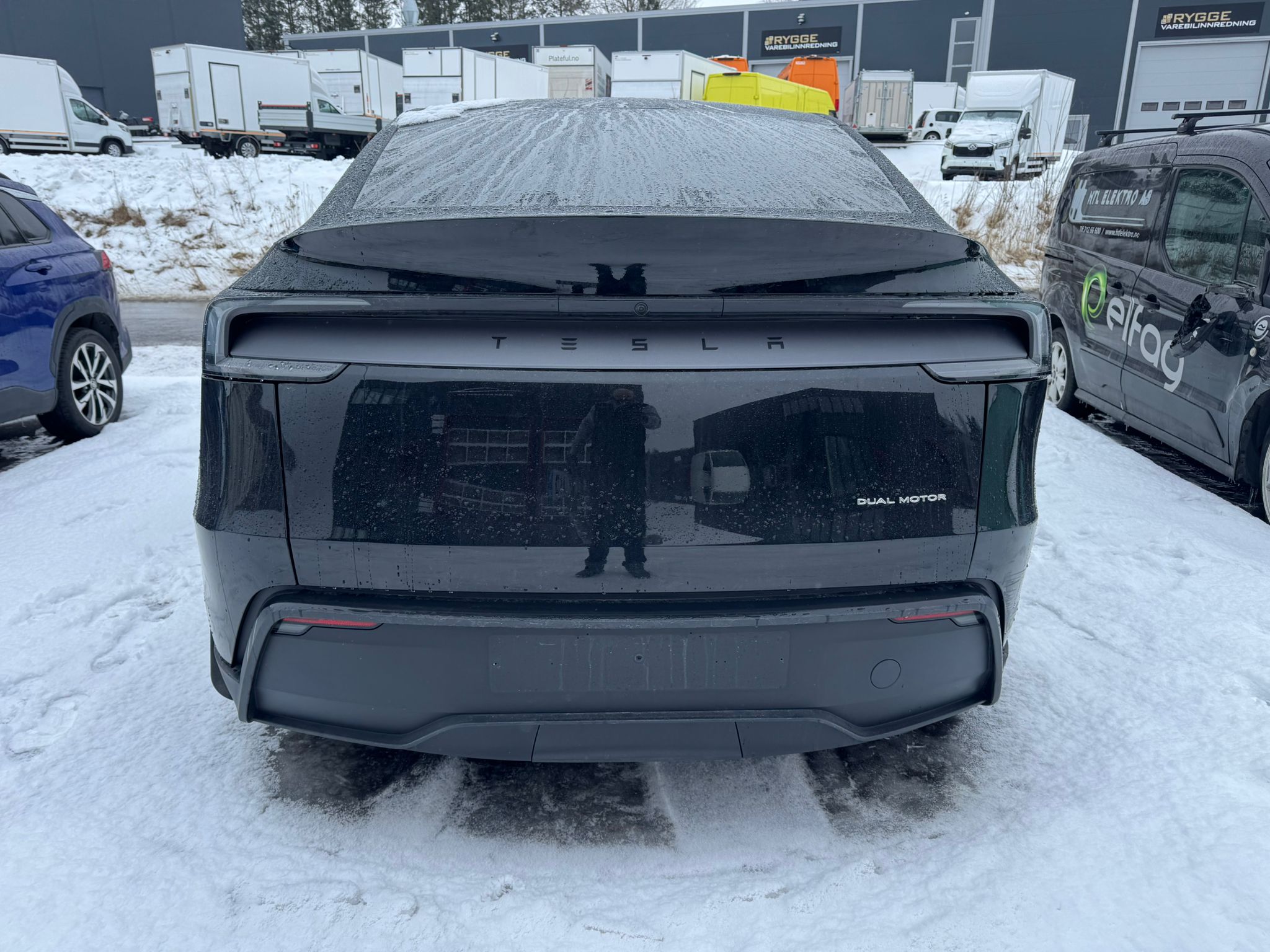 Delebil: TESLA Model Y 2025 – bilde 5 av 6