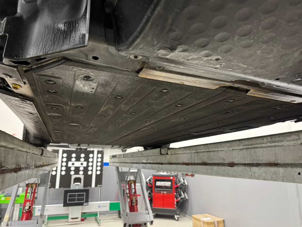 Delebil: MERCEDES-BENZ EQC 400 4MATIC 2021 – bilde 7 av 9