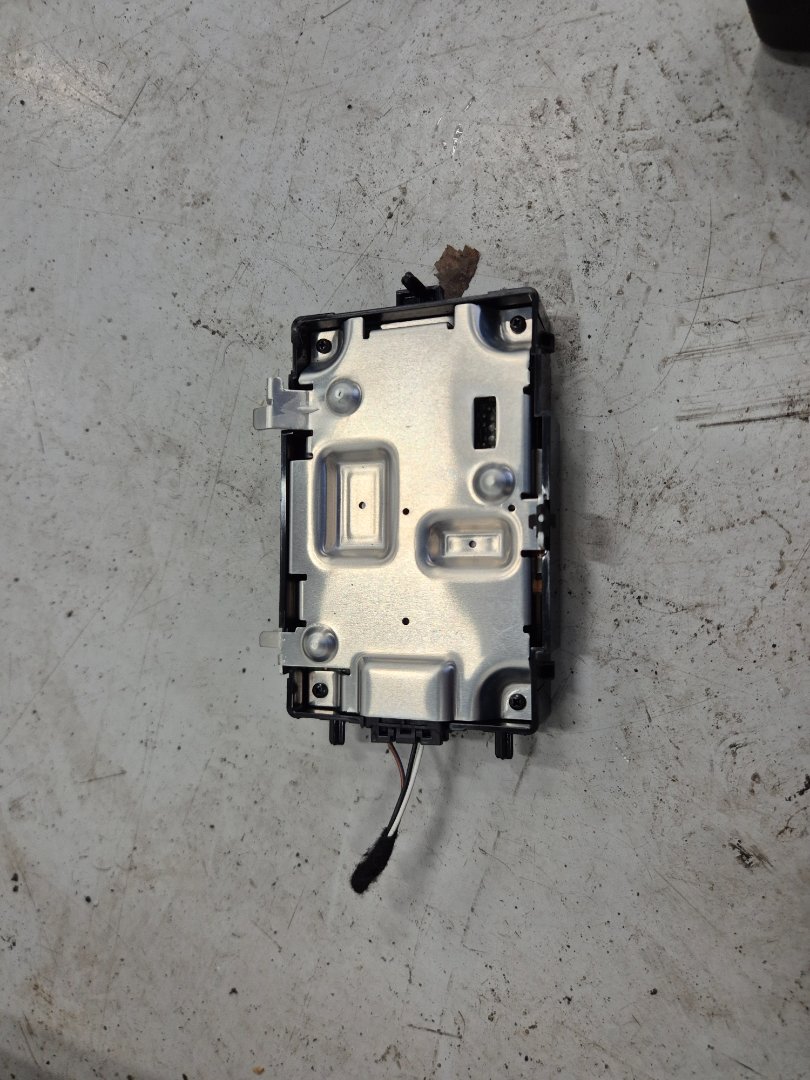 VOLVO XC40 - Antenne – bilde 3 av 3