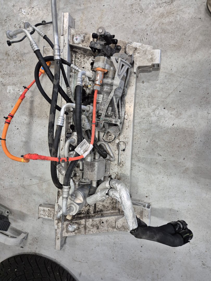 VOLVO XC40 - Frontplate – bilde 2 av 2