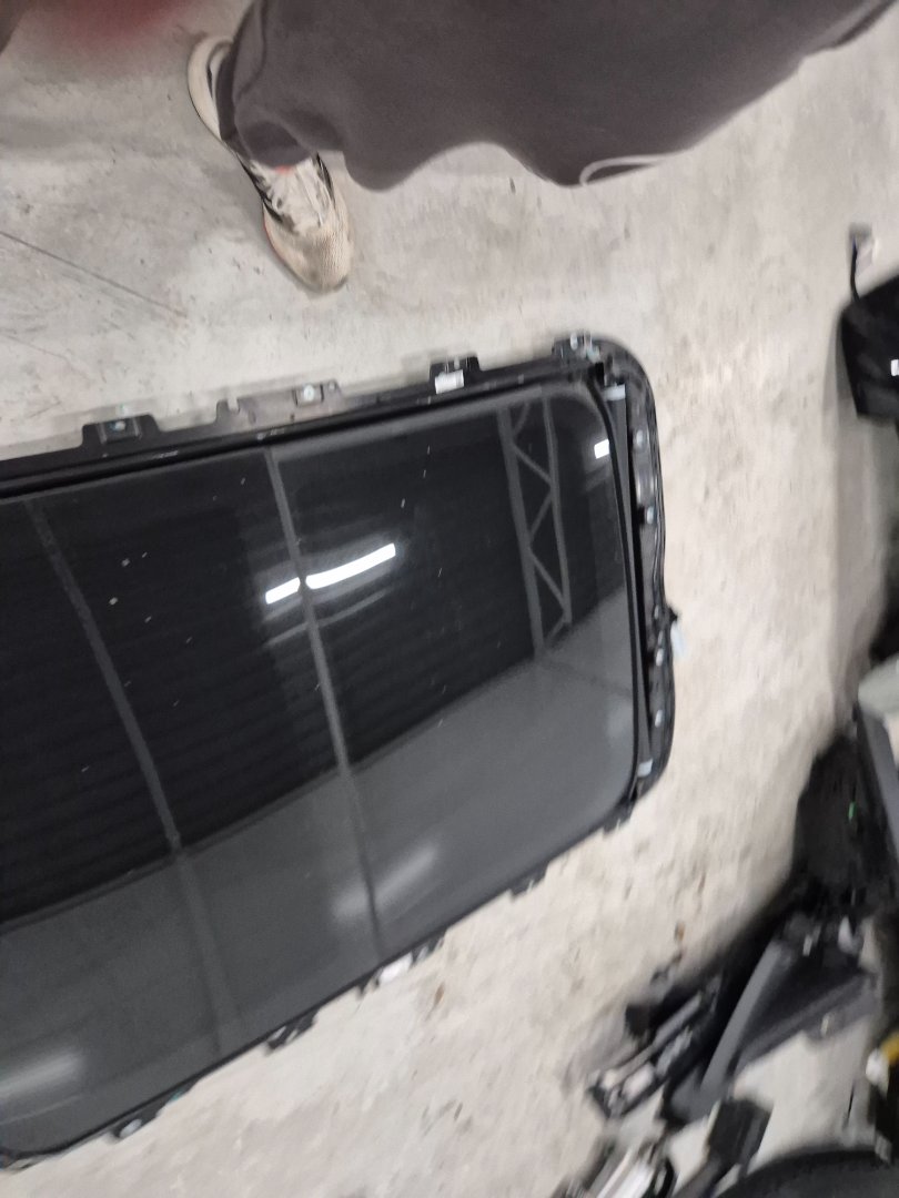 VOLVO XC40 - Glasstak/Takluke – bilde 2 av 3