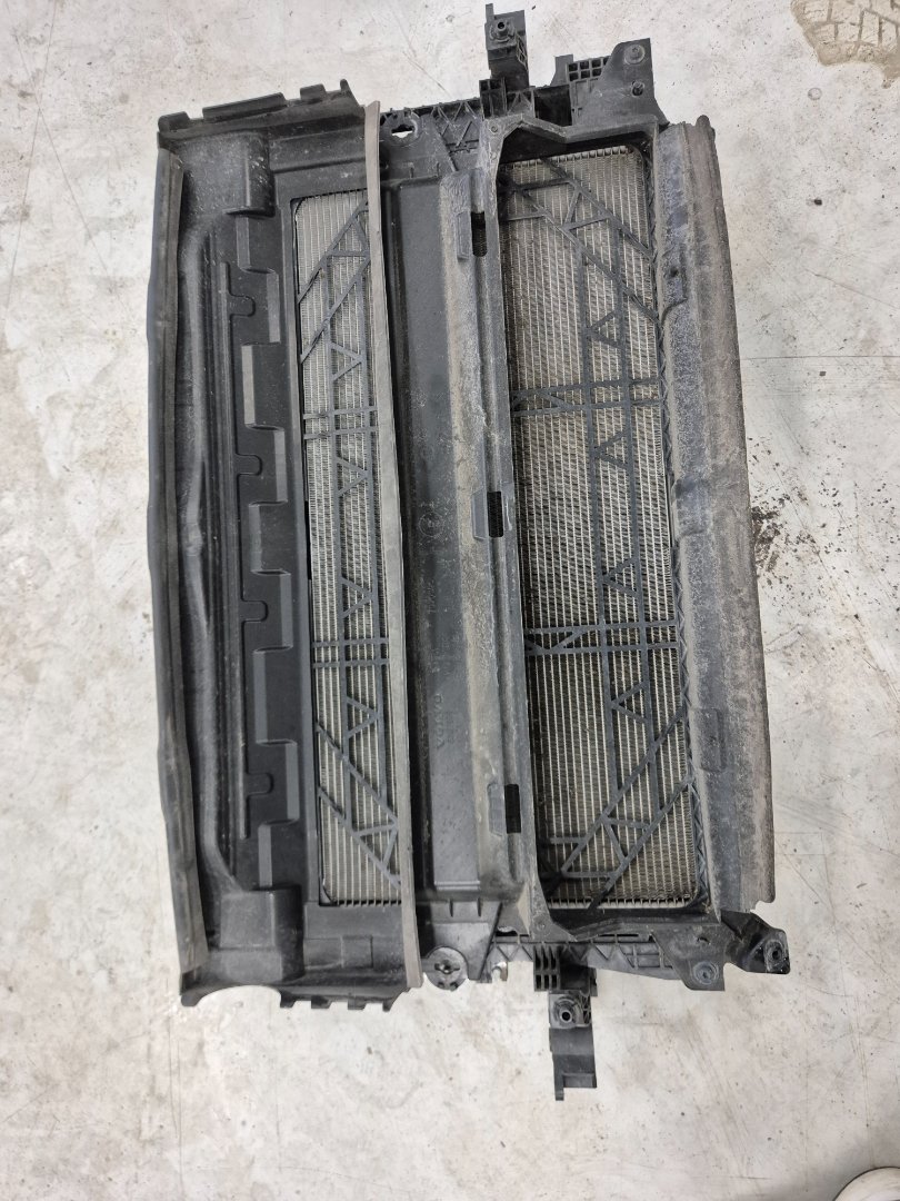 VOLVO XC40 - Radiator – bilde 2 av 2