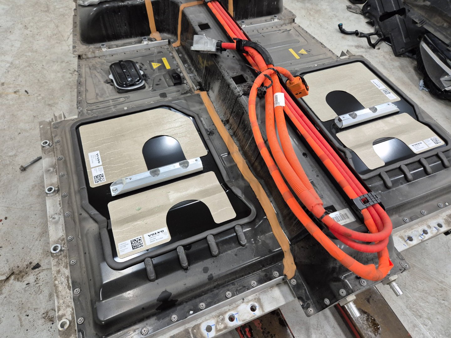 VOLVO XC40 - Batteripakke elbil/hybrid – bilde 5 av 6