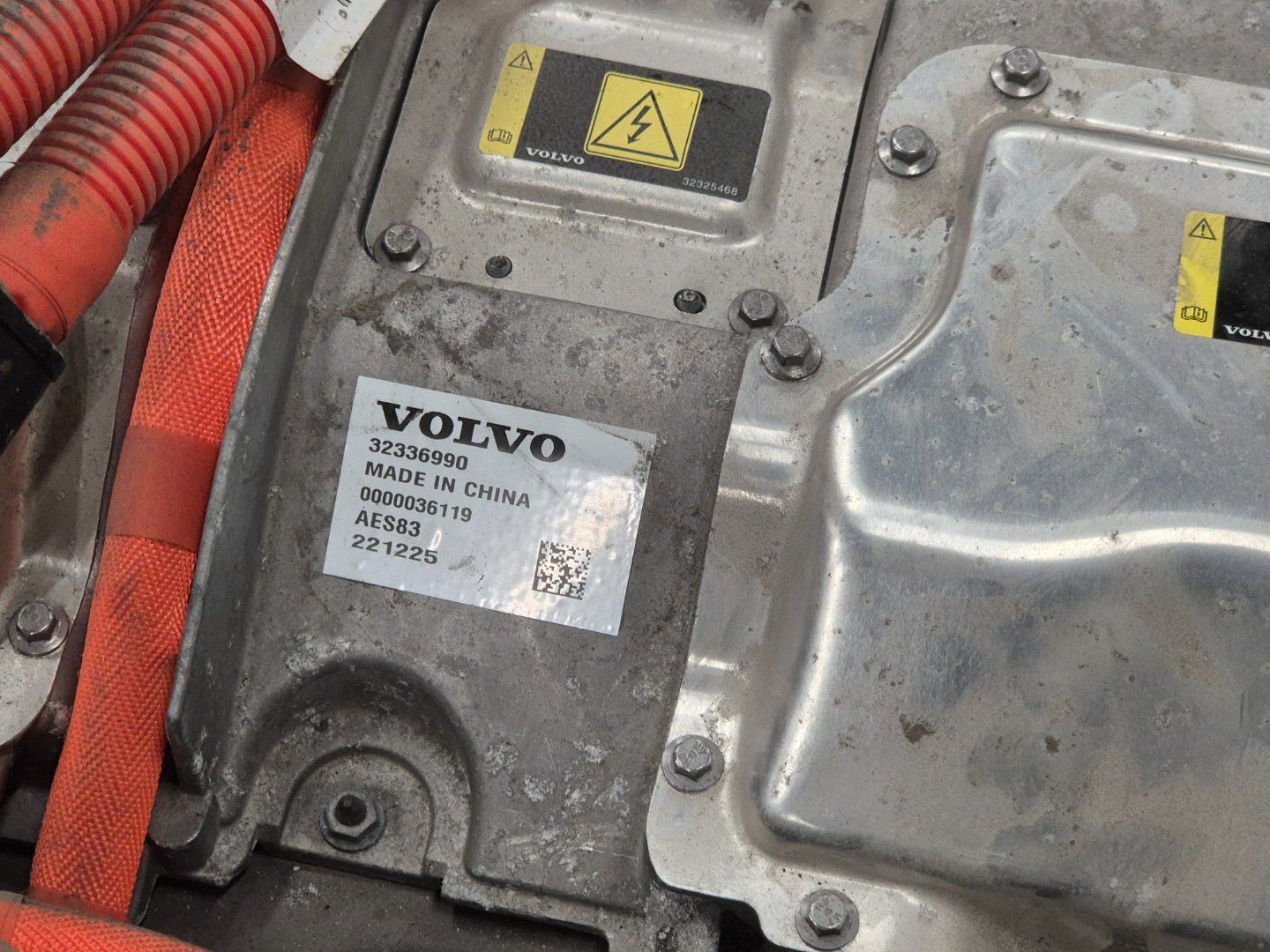 VOLVO XC40 - Batteripakke elbil/hybrid – bilde 6 av 6
