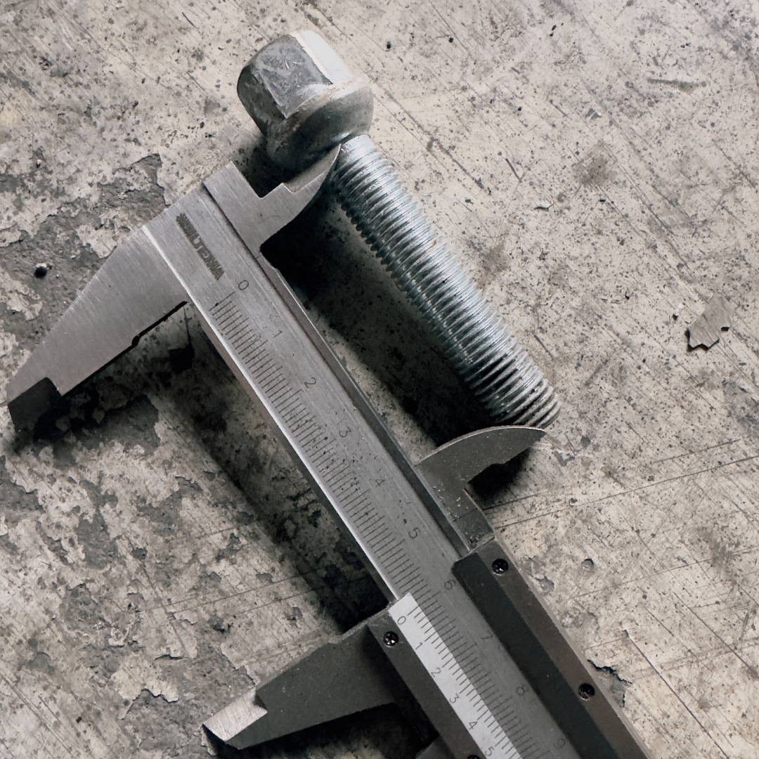 Mercedes-Benz E-Klasse - Hjulbolter – bilde 2 av 2