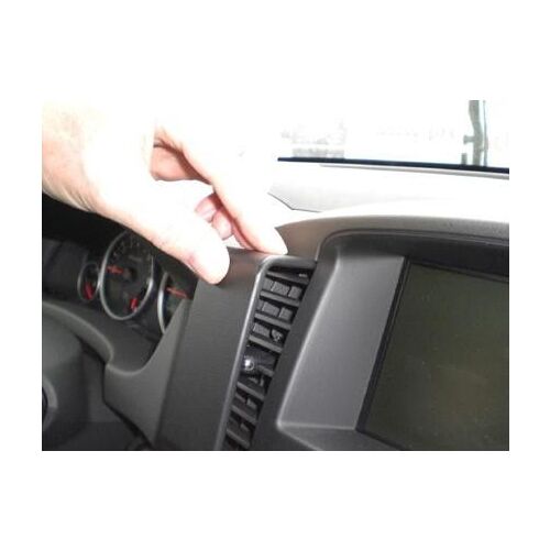 Nissan Pathfinder - Dashbord diverse – bilde 4 av 5