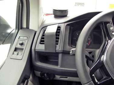 Volkswagen Transporter / Caravelle - Dashbord diverse – bilde 1 av 4