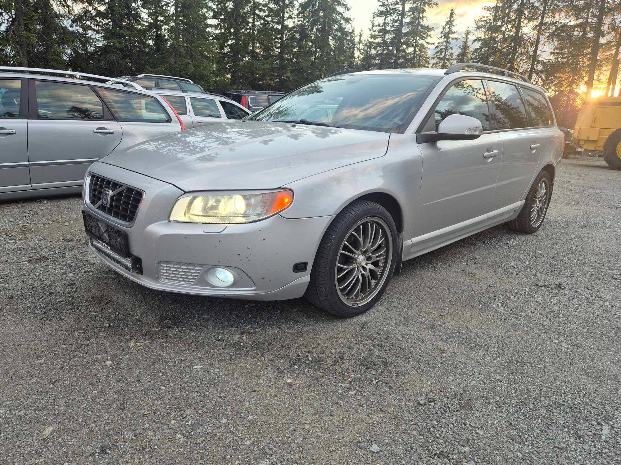 Delebil: VOLVO V70 2008 – bilde 1 av 18